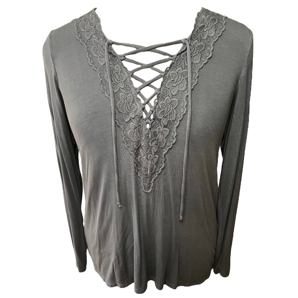 🦅 American Eagle Outfitters Soft and Sexy Long Sleeve Tee, Blouse, Grey, NWT, M